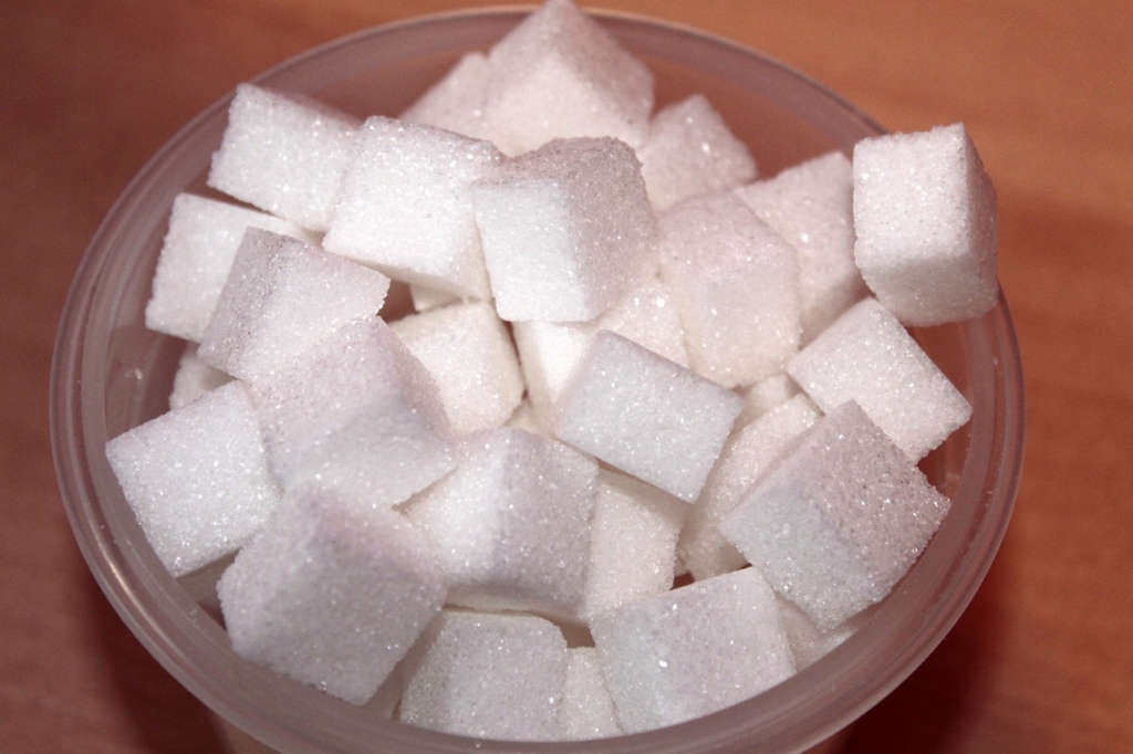 почему белый сахар вредный
